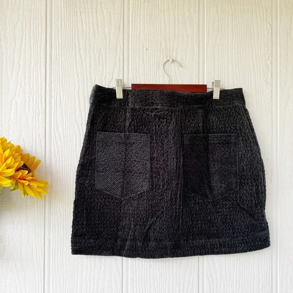 NEW UO Joan Asymmetrical Mini Skirt - Picture 6 of 8